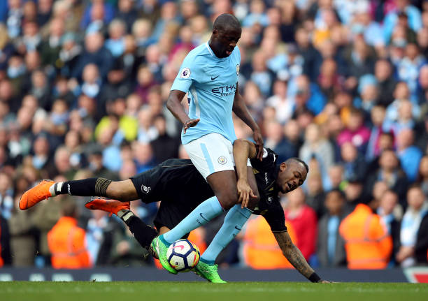 都展现了足 都展现了足