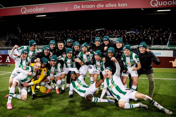 而法国队则 而法国队则