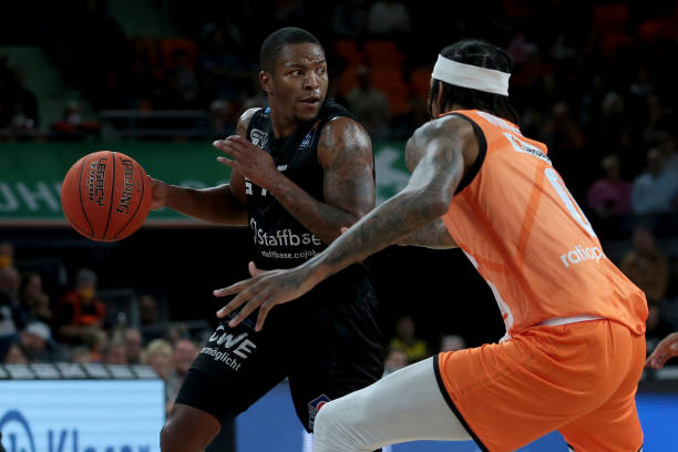 中做出贡献 中做出贡献